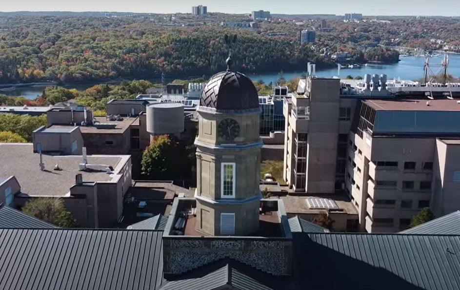 达尔豪西大学.jpg